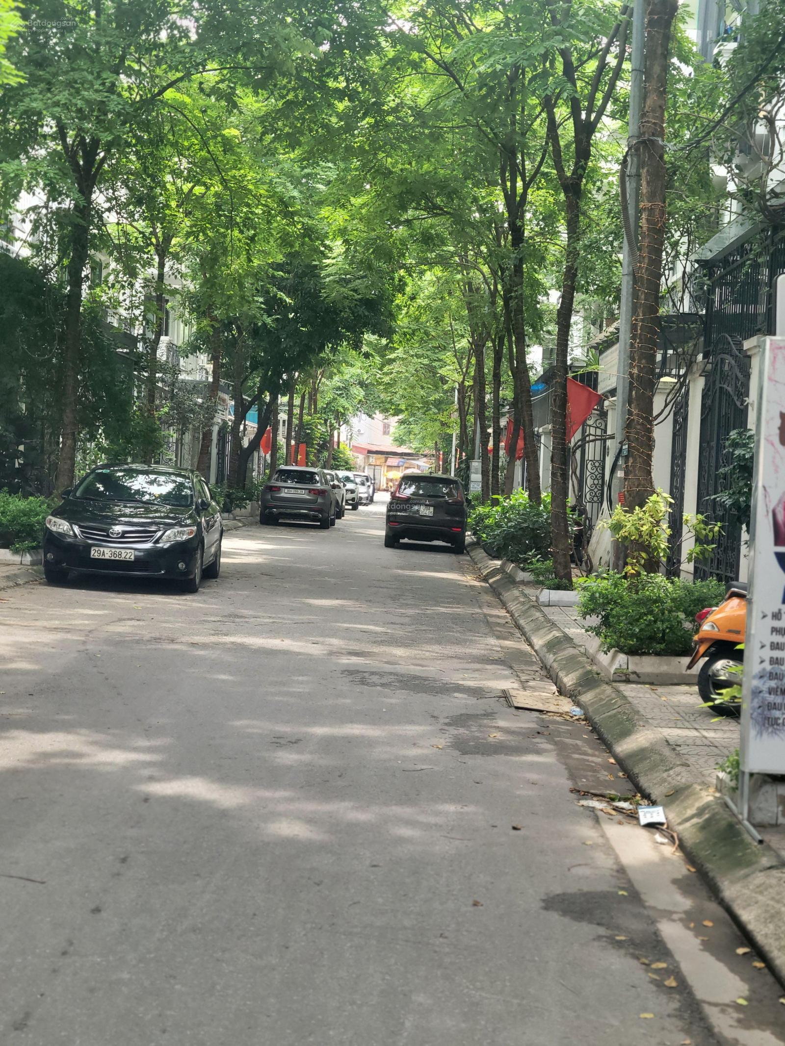 Bán biệt thự KĐT Trung Văn Hancic mặt vườn hoa 175m² giá 57.4 tỷ - Hoàn thiện đẹp, thang máy