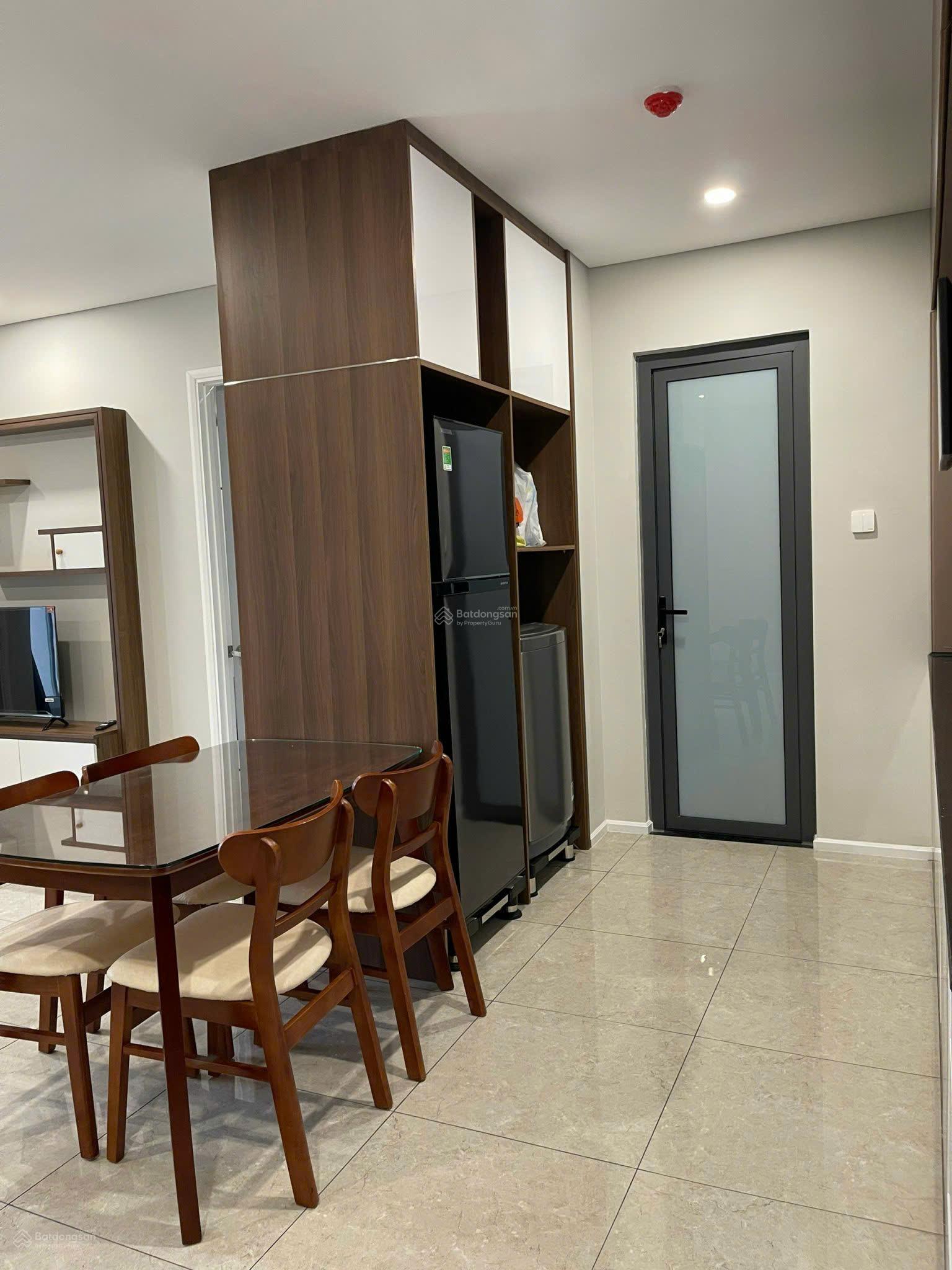 Căn hộ Vĩnh Hội Quận 4, 66m² giá 5 tỷ - Nội thất cao cấp, view thoáng mát!