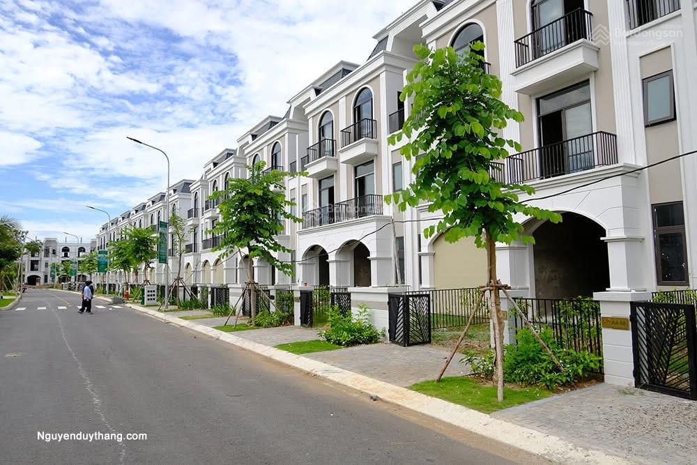 Nhà phố liền kề Lavilla Green City Tân An 100m² giá chỉ 2.9 tỷ - Cơ hội đầu tư hiếm có!