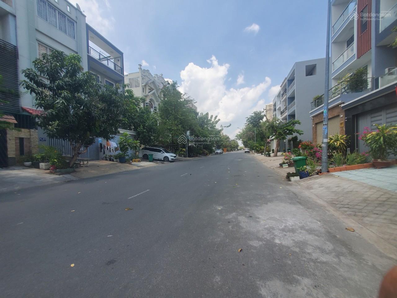 Nhà mặt tiền đường D1 khu TĐC Phú Mỹ 90m² giá 14.5 tỷ - Cơ hội vàng cho nhà đầu tư!