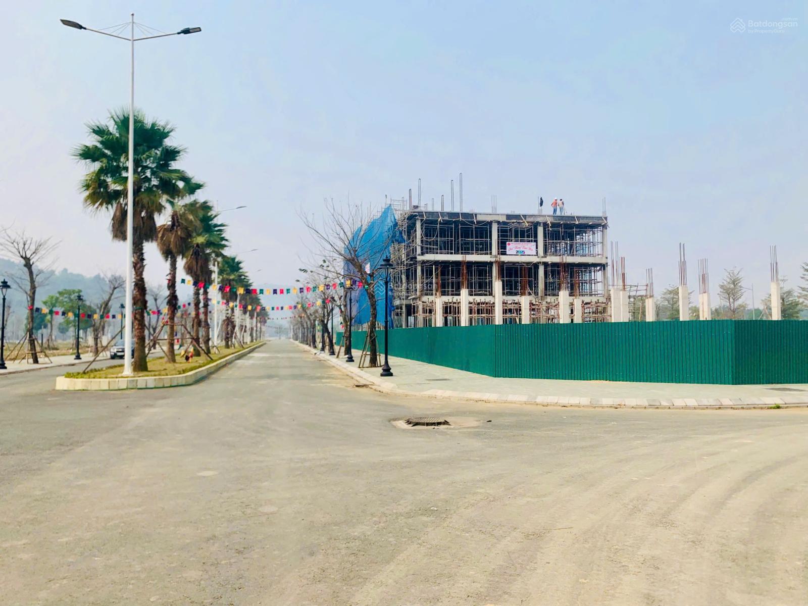 Shophouse Centreville Lương Sơn 108m² giá 5 tỷ - Đầu tư sinh lợi ngay lập tức!