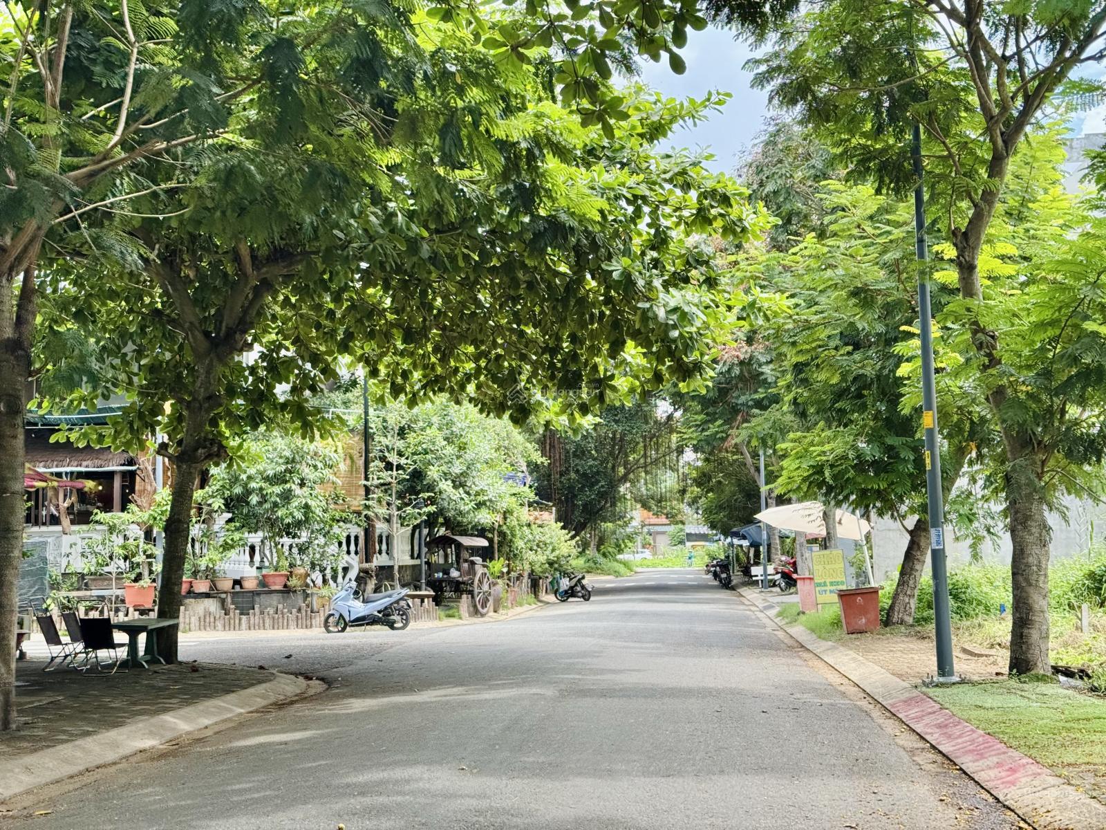 Đất nền KDC Phong Phú 4, Bình Chánh, 100m² giá 6,3 tỷ - Đầu tư sinh lời cao!