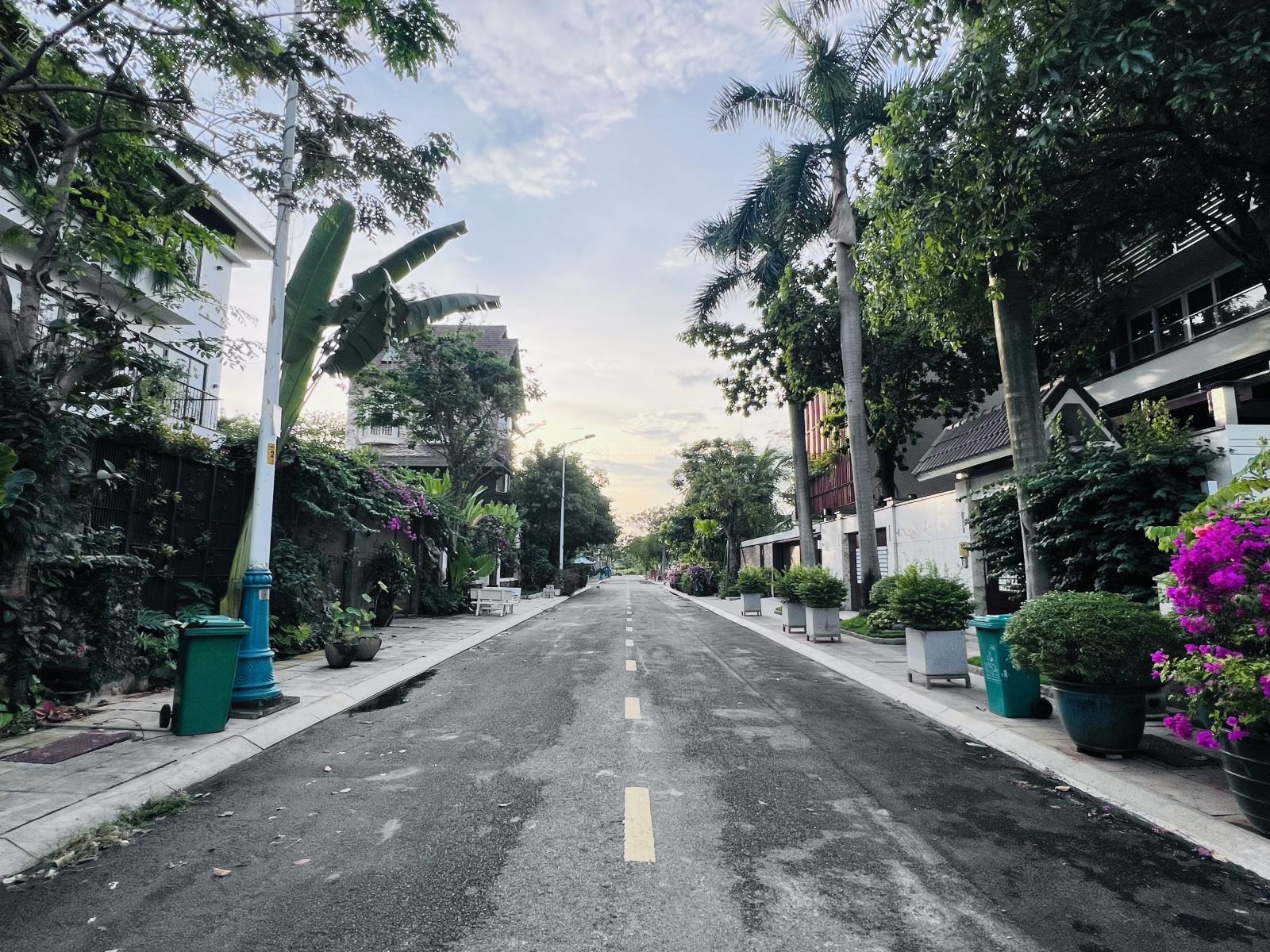 Bán đất Villa Thủ Thiêm 305m² giá 57.95 tỷ - Lô góc 2 mặt tiền đẹp