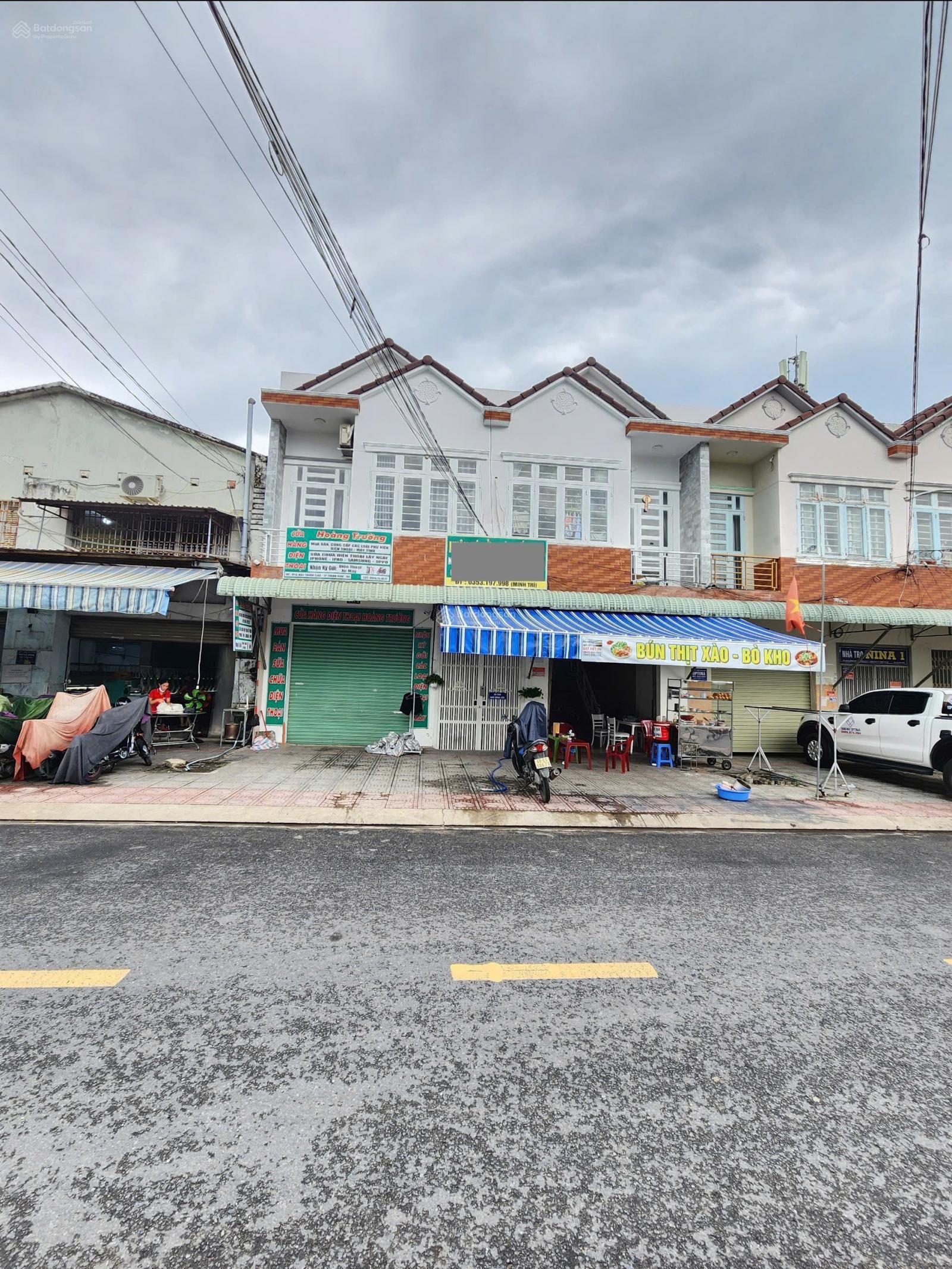 Bán dãy trọ 1T1L 300m², đường D10 KDC Thuận Giao, thu nhập 42 triệu/tháng - Thương lượng!