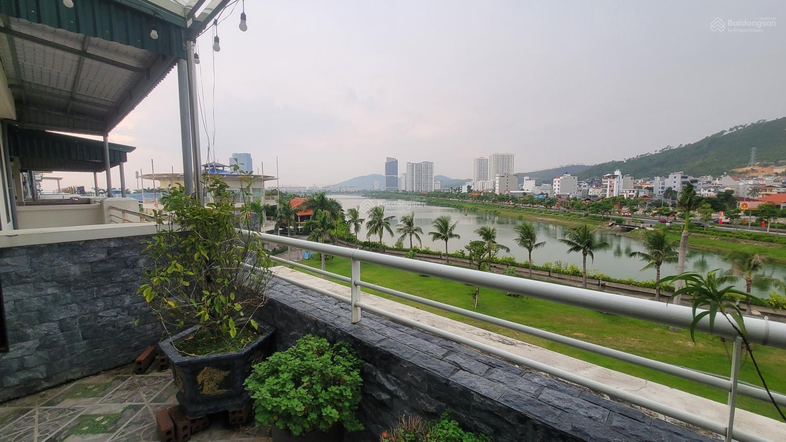 Shophouse 4 tầng 1 tum Hạ Long Marina 85m² giá 10.2 tỷ - Vị trí đắc địa gần chợ đêm