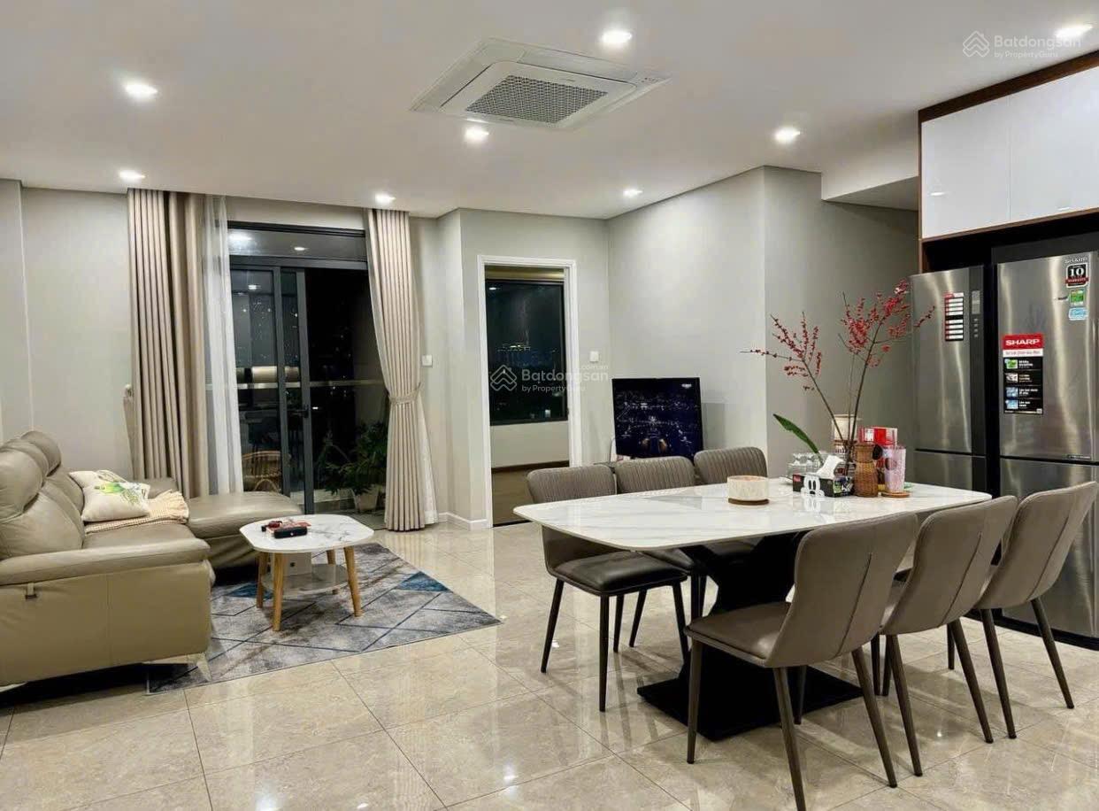 Căn hộ The Park Residence Nhà Bè 74m² giá 1.95 tỷ - Thiết kế hiện đại, sẵn sàng vào ở!