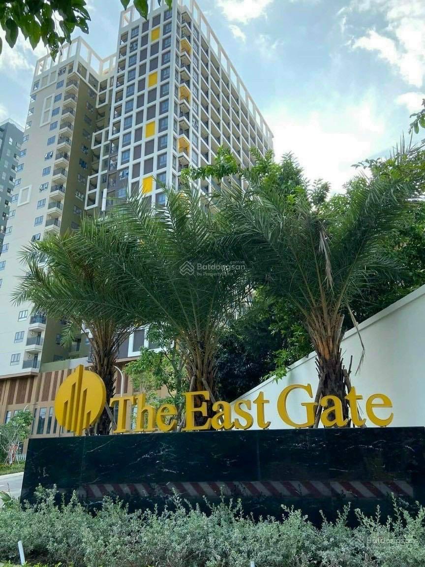 Căn hộ góc 2PN The East Gate Dĩ An 60m² giá 1.9 tỷ - Bán gấp trong tuần!