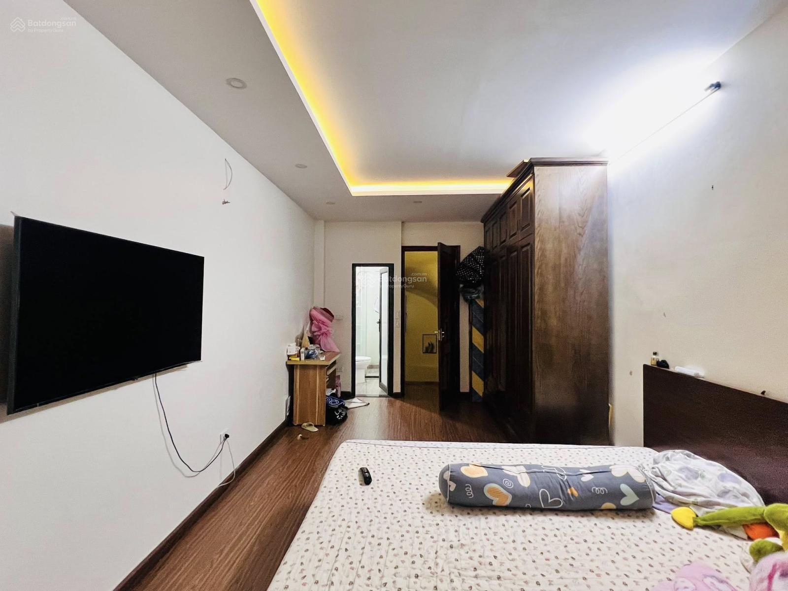 Nhà 5 tầng Hữu Hưng Tây Mỗ 36m² giá 6.75 tỷ - Ngõ nông, thoáng mát, đầy đủ tiện ích!