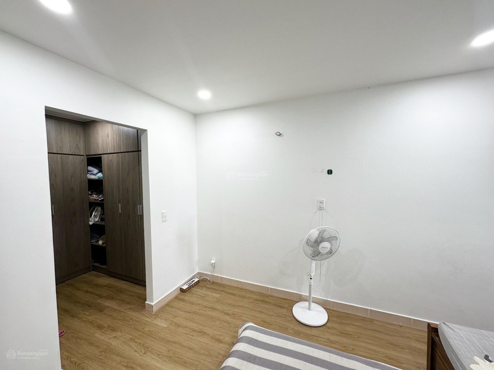 Căn hộ Depot Metro Tower Thủ Đức 120m² giá 3,55 tỷ - Full nội thất, sẵn sàng vào ở!