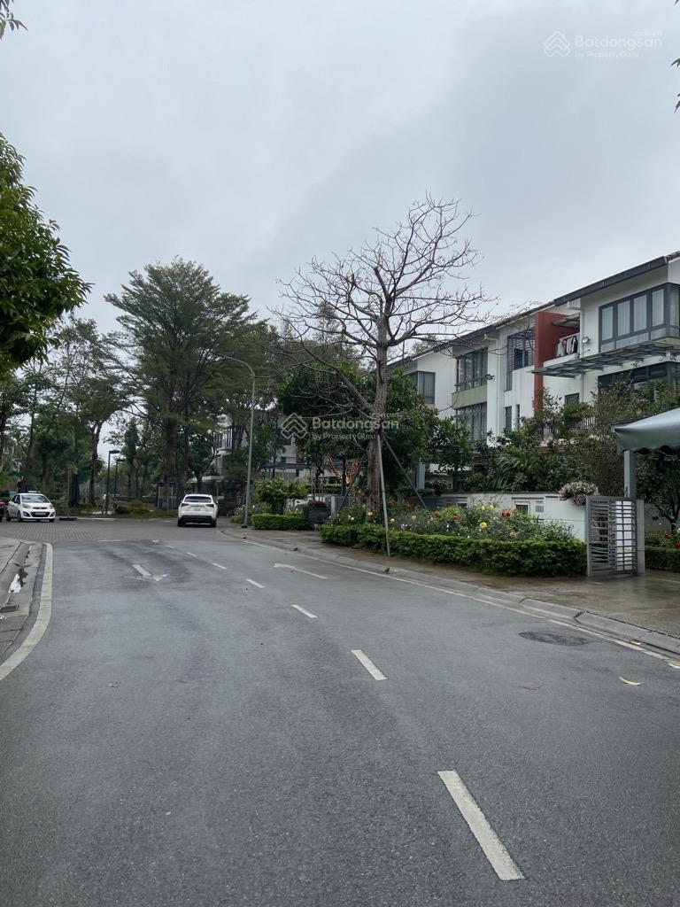 Bán biệt thự Gamuda Hoàng Mai 168m² giá tốt - Nội thất hiện đại, thang máy nhập khẩu!