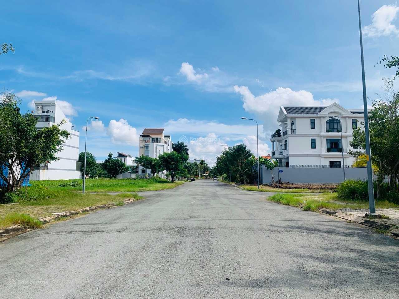 Lô đất biệt thự 210m² giá chỉ 48,5 triệu/m² tại KDC Phú Xuân Vạn Phát Hưng - Đầu tư sinh lời ngay!