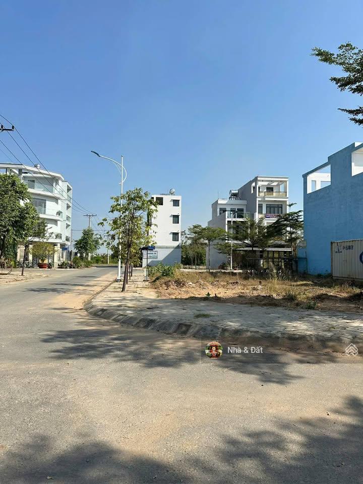 Đất nền Vĩnh Phú 1, 135m² giá thỏa thuận - Gần chợ Đầu Mối Thủ Đức!