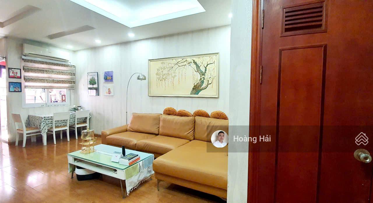 Cực hiếm chung cư Green House Việt Hưng 74m² giá 3,99 tỷ - Ban công Đông Nam thoáng mát!