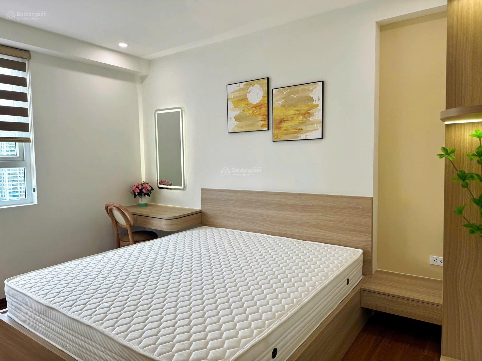 Căn hộ Yên Hòa Park View 89m² giá nhỉnh 8 tỷ - Nội thất cao cấp, tiện ích đầy đủ!