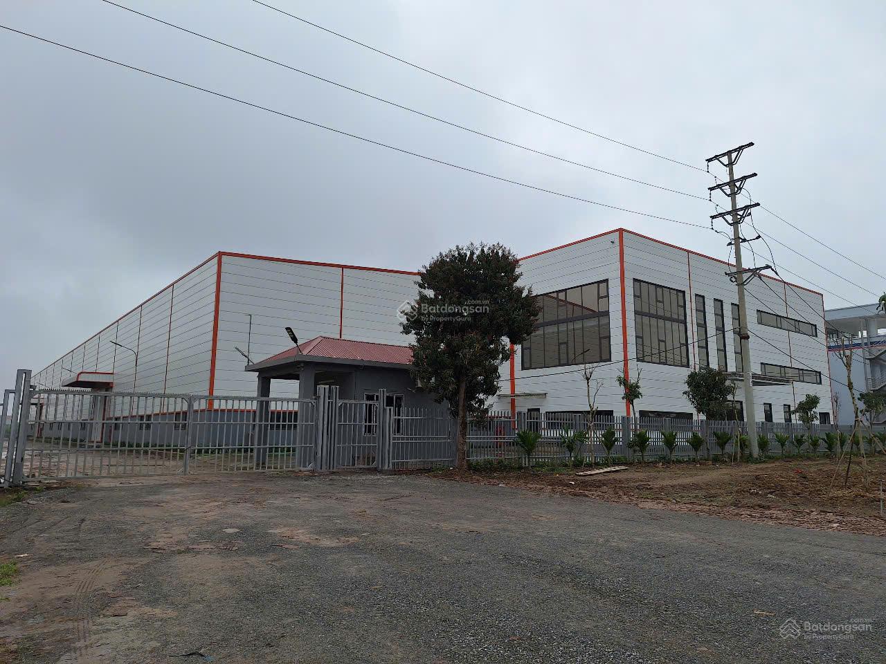 Cho thuê kho,xưởng mới đẹp sạch ốp Panel khu KCN Đồng Văn 5000m² giá tốt