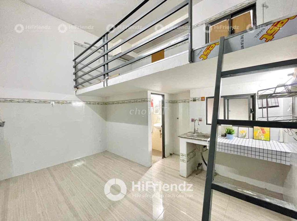 Phòng gác cho thuê đường Nguyễn Hữu Tiến, Tân Phú, 30m² giá 3.4 triệu - Nội thất cao cấp, an ninh tuyệt đối!
