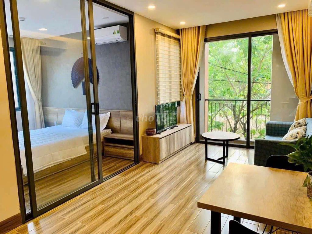 Căn hộ full nội thất Quận 1 gần cầu Ông Lãnh 8.5 triệu - Sẵn sàng vào ở!