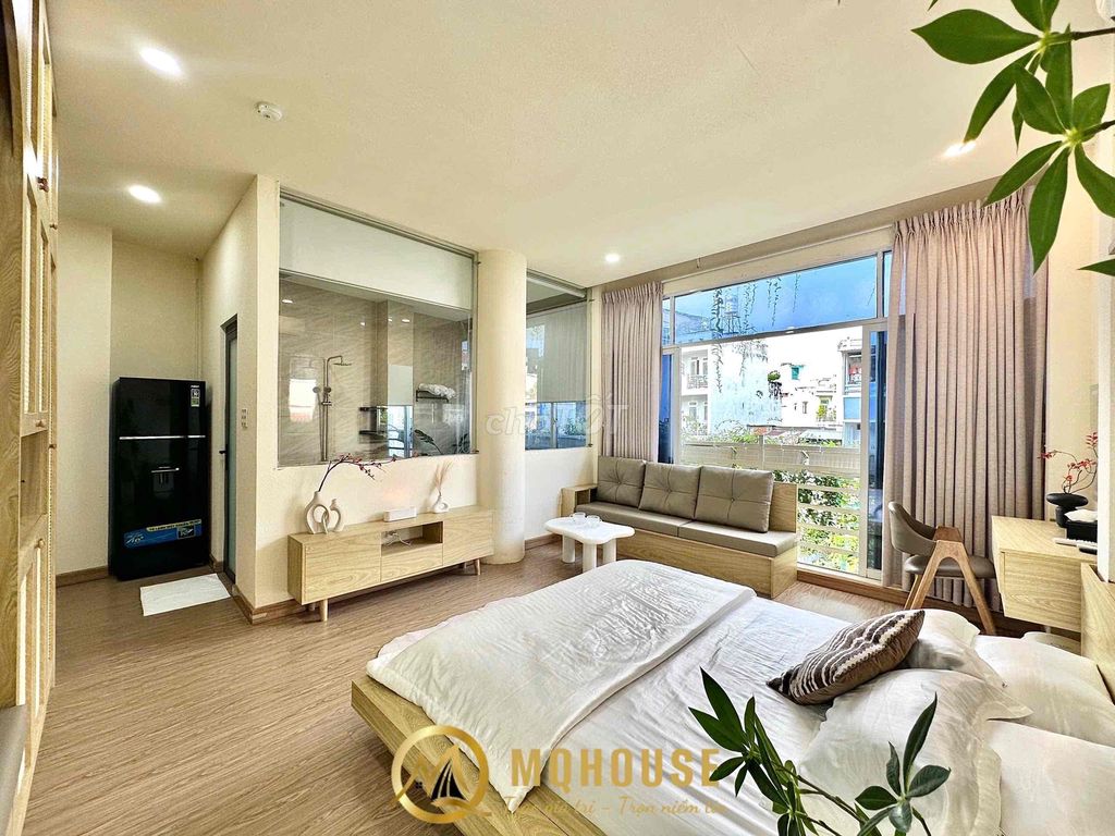 Căn hộ 1PN Đinh Tiên Hoàng 50m² giá 8.5 triệu - View Landmark 81 tuyệt đẹp!