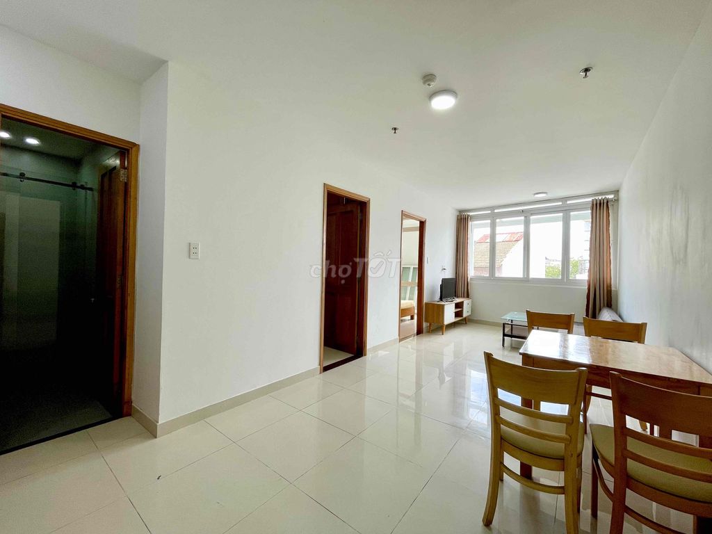 Căn hộ 2PN đẹp tại Cách Mạng Tháng 8, 80m² giá 9.5 triệu - An ninh, tiện nghi đầy đủ!