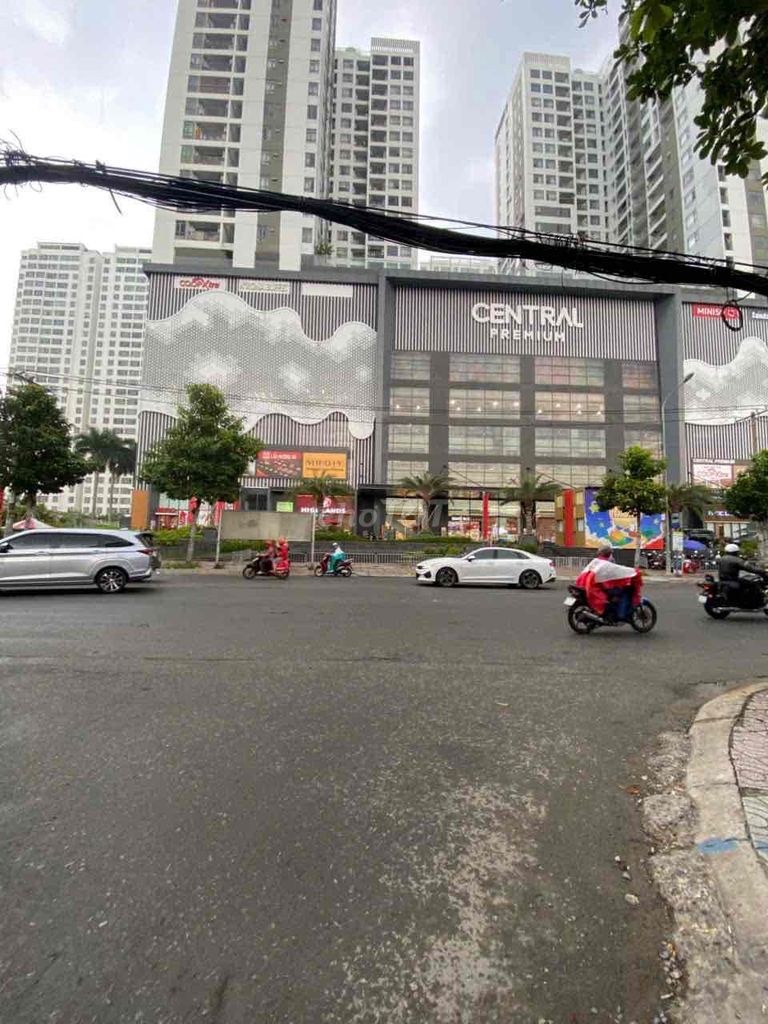 Nhà cấp 4 Tạ Quang Bửu, 39.6m² giá 1.93 tỷ - Sổ hồng riêng, điện nước độc lập!