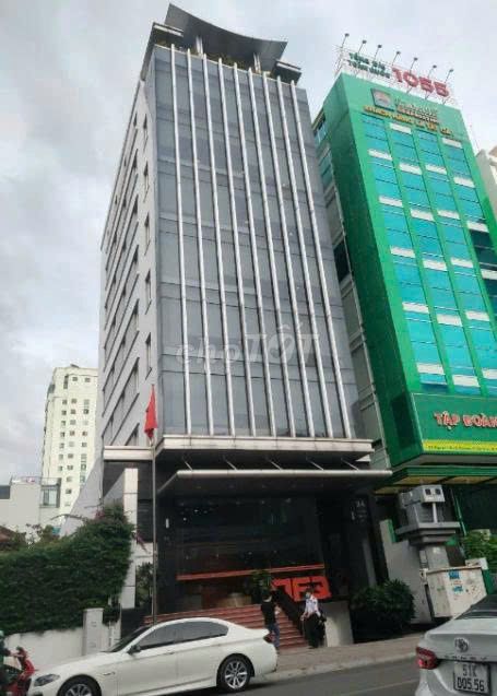 Cho thuê tòa nhà văn phòng mặt tiền Đinh Tiên Hoàng 300m² giá 270 triệu - Sang trọng và tiện nghi