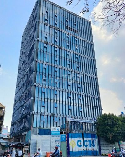 Tòa nhà văn phòng cho thuê góc 3 mặt tiền K300 Cộng Hòa 450 triệu - Địa điểm lý tưởng cho doanh nghiệp!