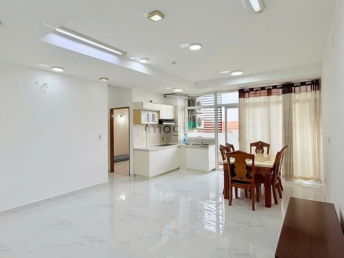 Căn hộ Hoàng Kim Thế Gia 82m² giá 3.6 tỷ - Sổ hồng, thanh toán 950 triệu ở ngay!