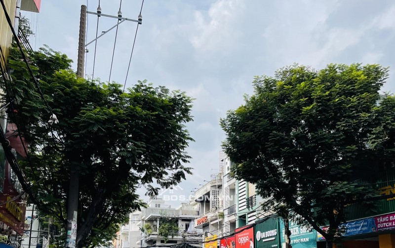 Bán nhà mặt tiền đường Đồng Đen, Quận Tân Bình, 96m² giá 14 tỷ - Cơ hội đầu tư hấp dẫn!