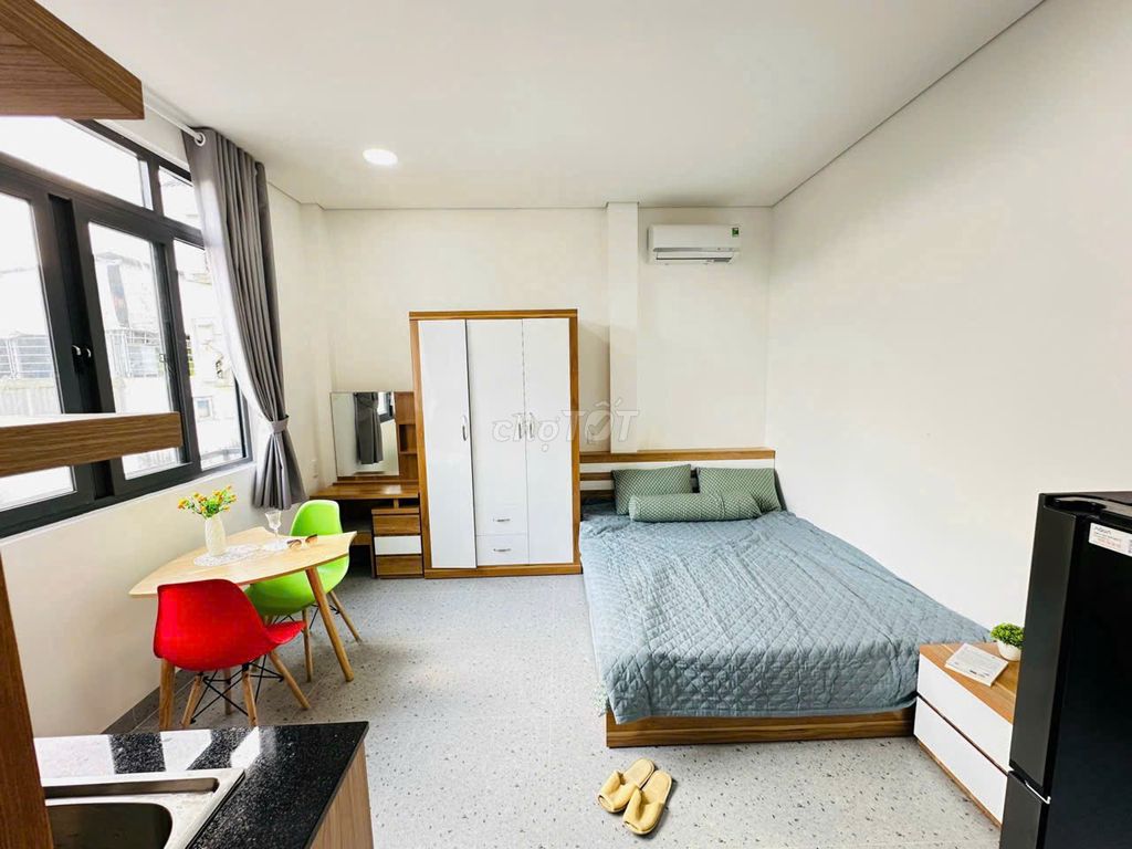 Cho thuê căn hộ dịch vụ Phú Nhuận 28m² giá chỉ 6.5 triệu - Full nội thất, an ninh 24/7!