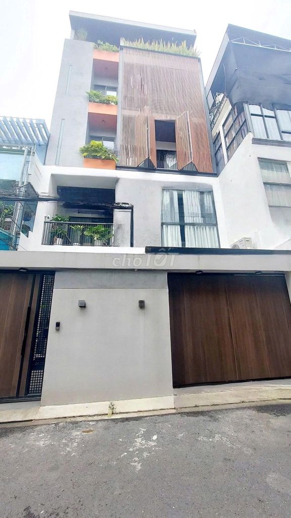 Cho thuê Biệt Thự 10m Cư Xá Bắc Hải 10B Trường Sơn, P15, Q10 - An ninh, thoáng mát!