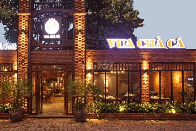 Cho thuê nhà mặt tiền Bà Huyện Thanh Quan, Quận 3 - Diện tích 350m², giá 100 triệu/tháng - Dễ dàng kinh doanh ngay!