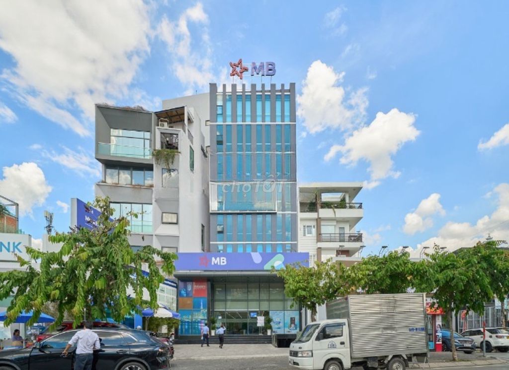 Cho thuê tòa nhà 320m² đường Trần Não, Quận 2 - Phù hợp thẩm mỹ, ngân hàng, văn phòng