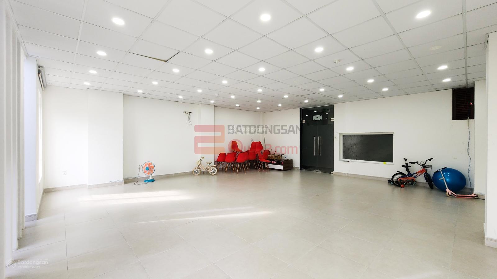 Cho thuê văn phòng Quận 2 500m² - 2300m² giá chỉ từ 50 triệu