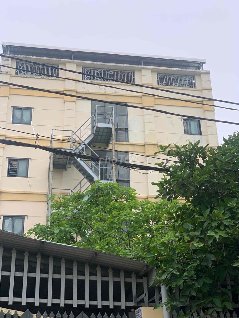 Phòng trọ có gác 30m² đường Vườn Lài, Quận 12 - Gần ĐH Nguyễn Tất Thành chỉ 4 triệu!