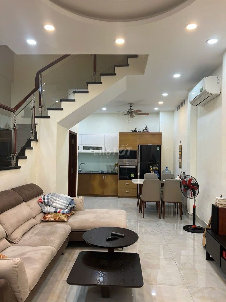 Nhà cho thuê hẻm Đặng Văn Ngữ 45m² giá 25 triệu - Full nội thất, tiện nghi
