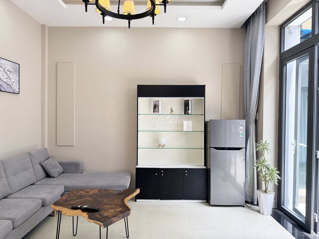 Cho thuê nhà Homestay 8 phòng 200m² tại Nguyễn Cư Trinh, Quận 1 - Doanh thu 130 triệu!