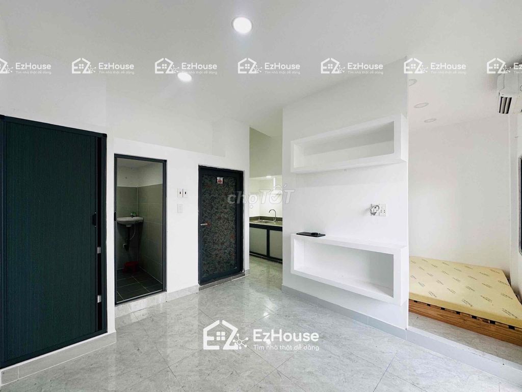 Chung Cư Một Phòng Ngủ 40m² Giá 5 triệu - Ban Công Thoáng Mát Ngay Võ Văn Kiệt!