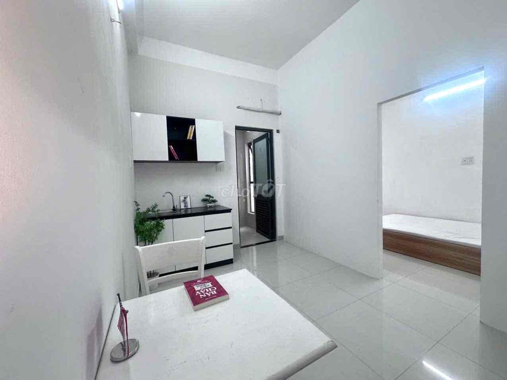 Căn hộ 1 phòng ngủ Văn Cao, Tân Phú 30m² giá 5 triệu - Nội thất cao cấp, sẵn sàng ở ngay!