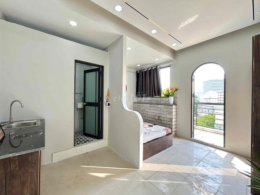 Căn hộ tách bếp Nguyễn Thái Bình Tân Bình 27m² giá 5.9 triệu - Không gian riêng tư, tiện nghi!