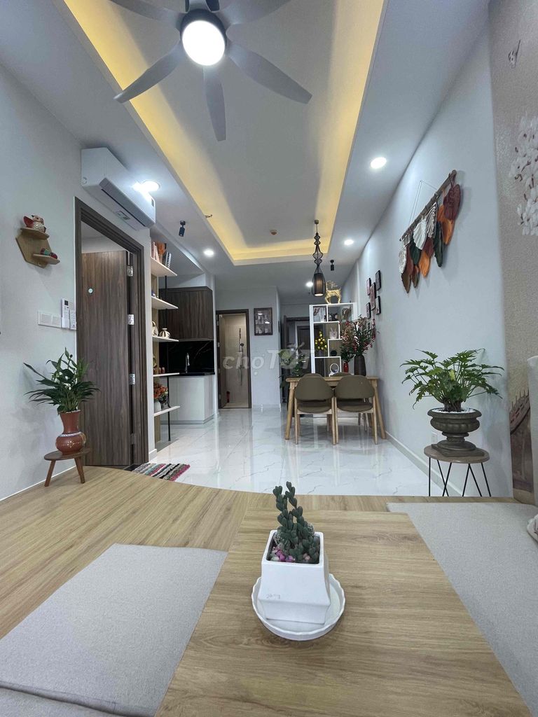 Căn hộ Opal Skyline Lái Thiêu 64m² giá 5 triệu - Nội thất cơ bản, sẵn sàng vào ở!