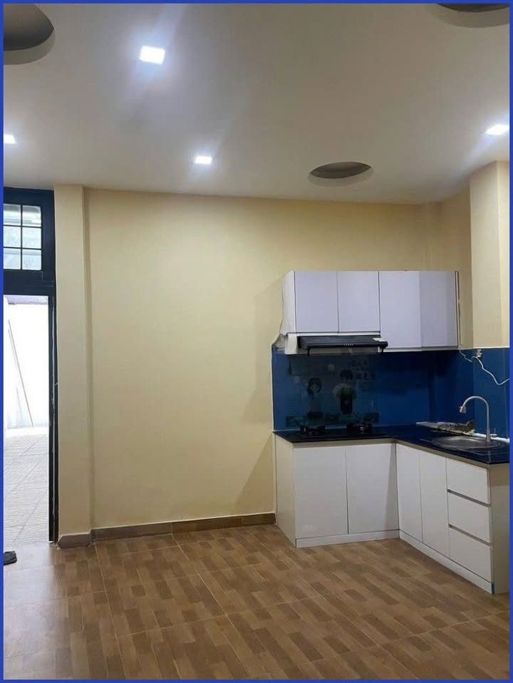 Nhà cho thuê tại Hoàng Hoa Thám, Bình Thạnh 55m² - Full nội thất, chỉ cần vào ở ngay!