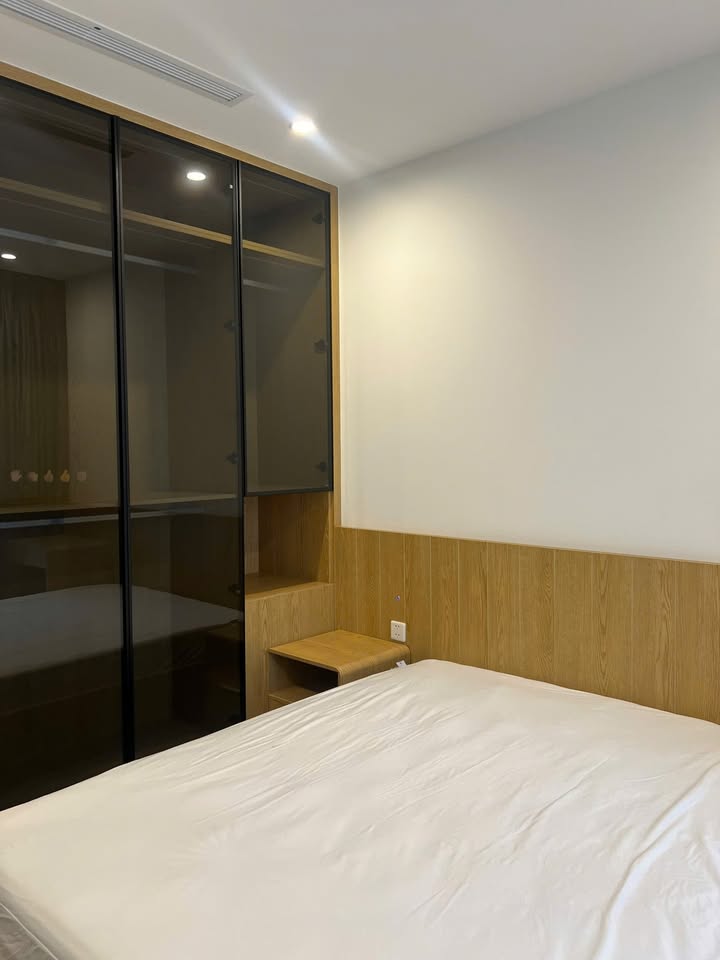 Căn hộ Beverly Quận 9 2PN2WC giá 15 triệu - Nội thất sang trọng, view công viên tuyệt đẹp!