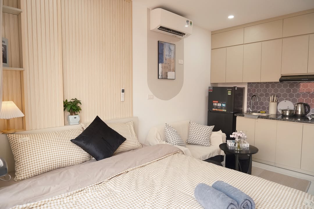 Cho thuê CH Studio 16 ngõ 136 Nguyễn Văn Tuyết, Đống Đa 9 triệu - Đẹp, đầy đủ tiện nghi!