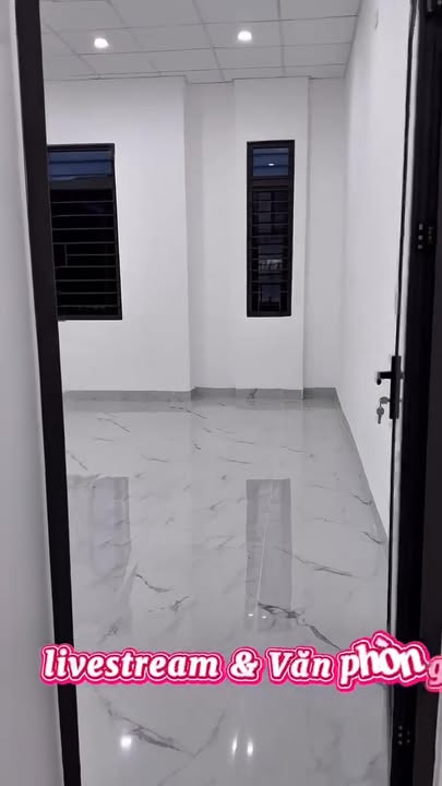 Cho thuê nhà mặt tiền Đinh Liệt, Đà Nẵng 200m² giá 18 triệu - Phù hợp kinh doanh đa dạng!