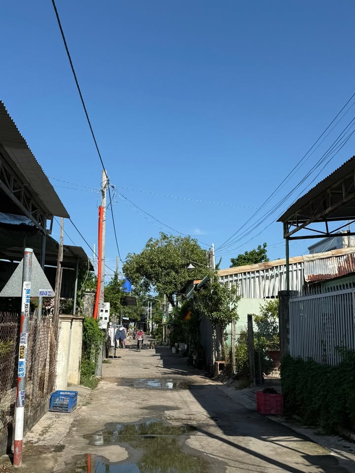 Đất nền hẻm 12 đường Huỳnh Tấn Phát, Tây Ninh 210m² - Sổ đỏ chính chủ, giá tốt!