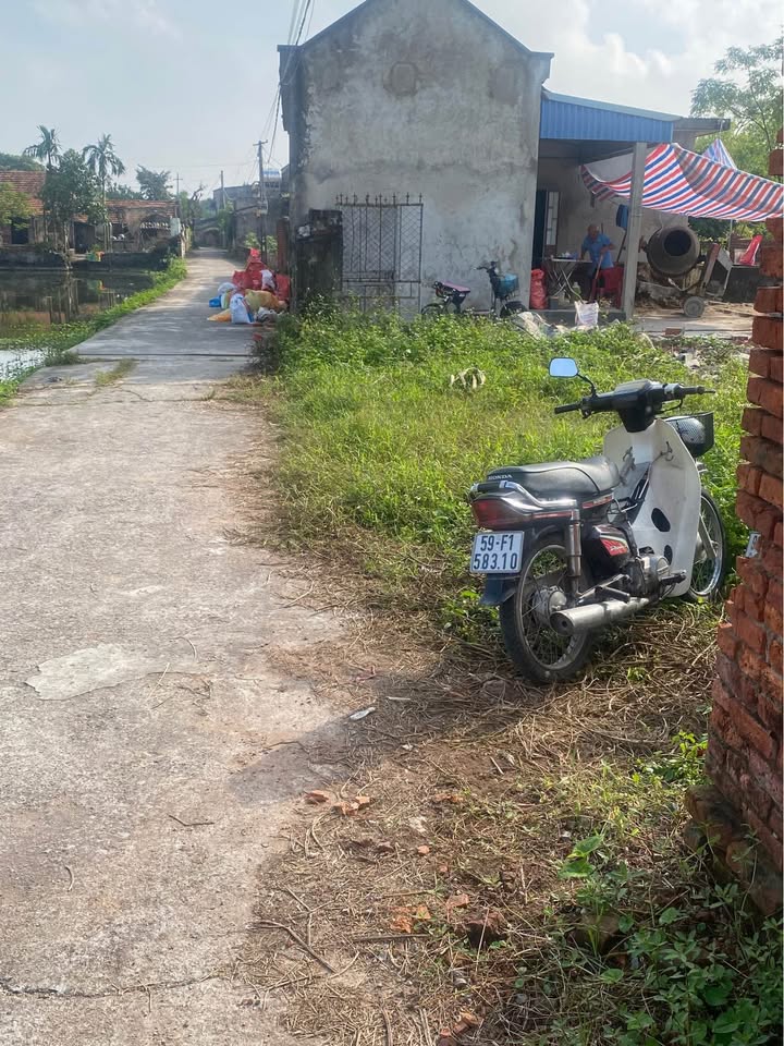 Đất nền Phú Phúc Lý Nhân 300m² giá 1.3 tỷ - Mặt tiền 10m, đường ô tô tránh!