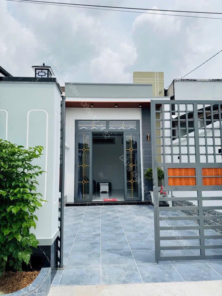 Nhà 3 Phòng Ngủ Hẻm 16 Nguyễn Chí Thanh 116m² giá 1.28 tỷ - Nhà đẹp, thương lượng ngay!