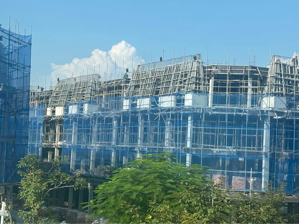 Townhouse 90m² tại Vlasta Thủy Nguyên giá 6.6 tỷ - Sổ đỏ chính chủ, sở hữu lâu dài!