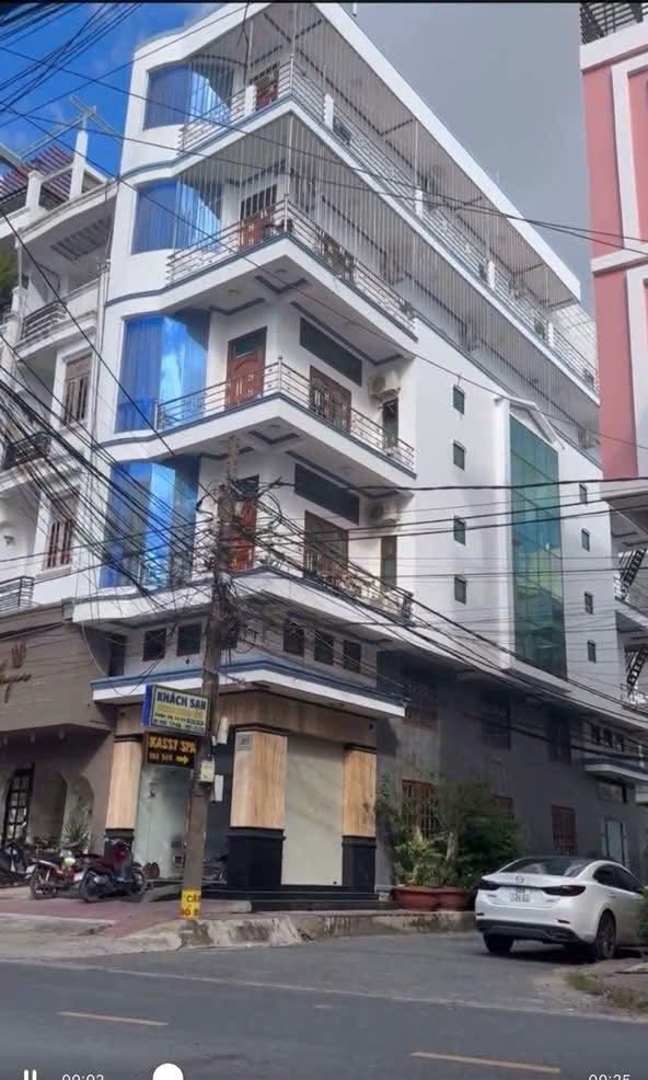 Bán nhà góc 3 mặt tiền Trần Quang Khải, Ninh Kiều, 80m² - Đầu tư sinh lời lý tưởng!