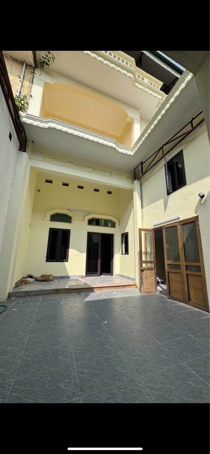 Nhà 3 tầng đẹp tại Đồng Kỵ, Từ Sơn, Bắc Ninh 108,6m² giá chỉ 2 tỷ - Chính chủ bán gấp!